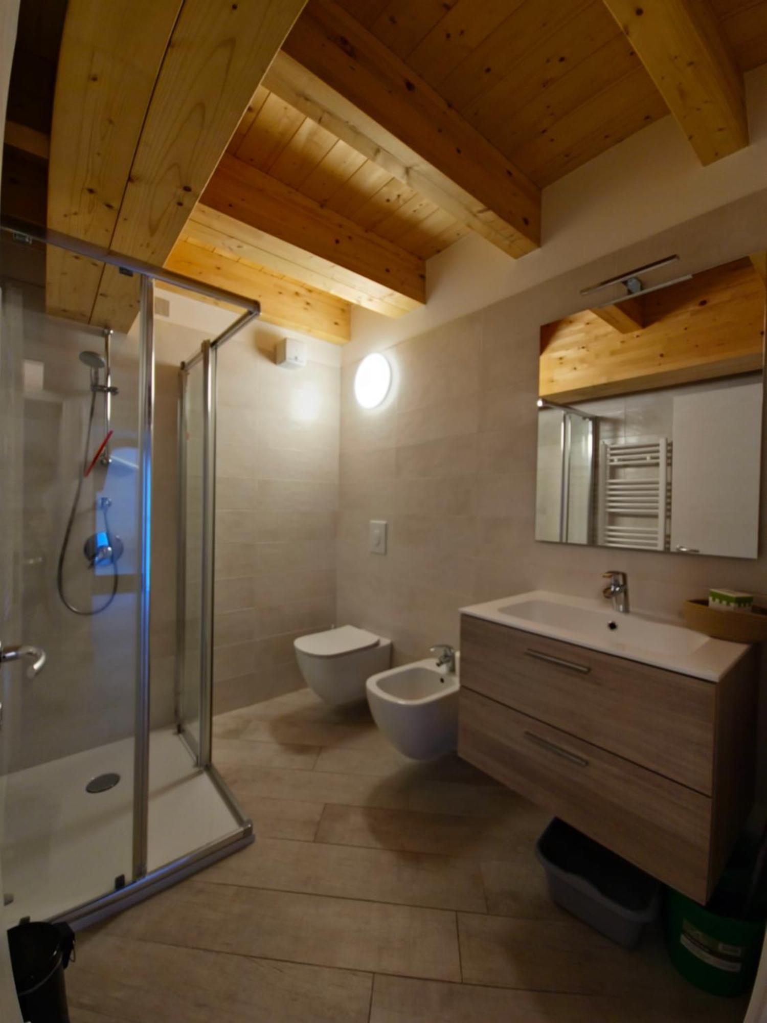 Aparthotel casa antico borgo Assenza di Brenzone Exterior foto